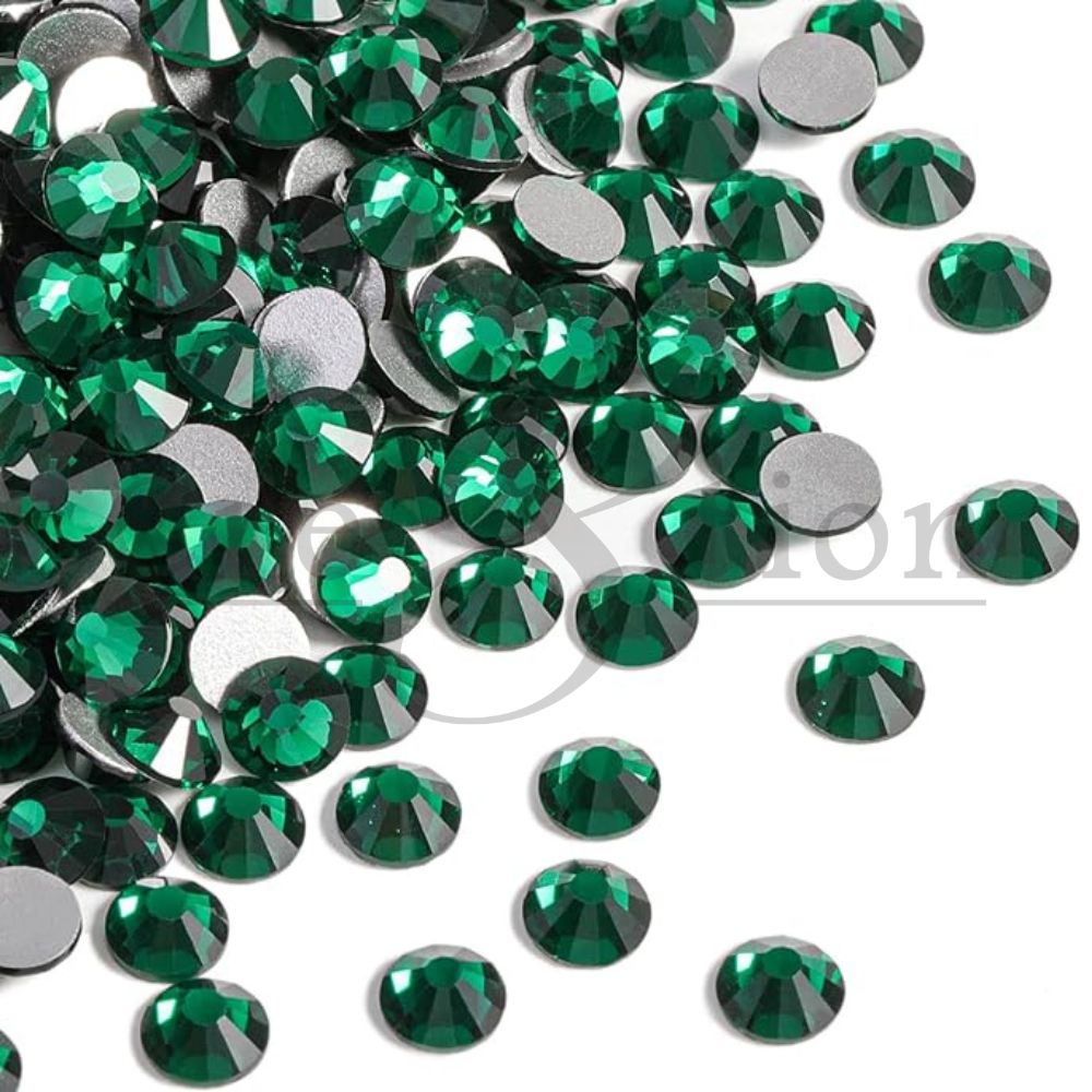 Cre8tion Rhinestone Nail Art
